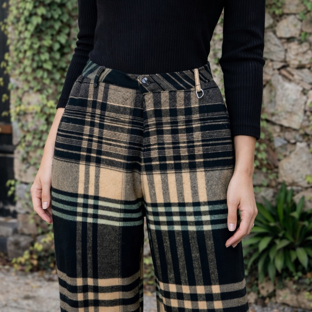 WOOLRICH Preppy Classic Heritage Gold and Black Wool Trousers, 10 (runs small)